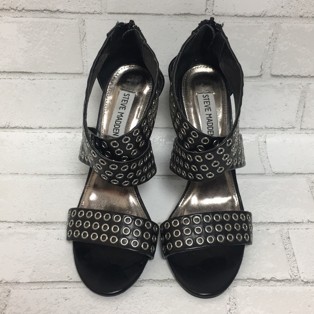 Steve Madden Eyelet, Block-Heel Sandals 🖤